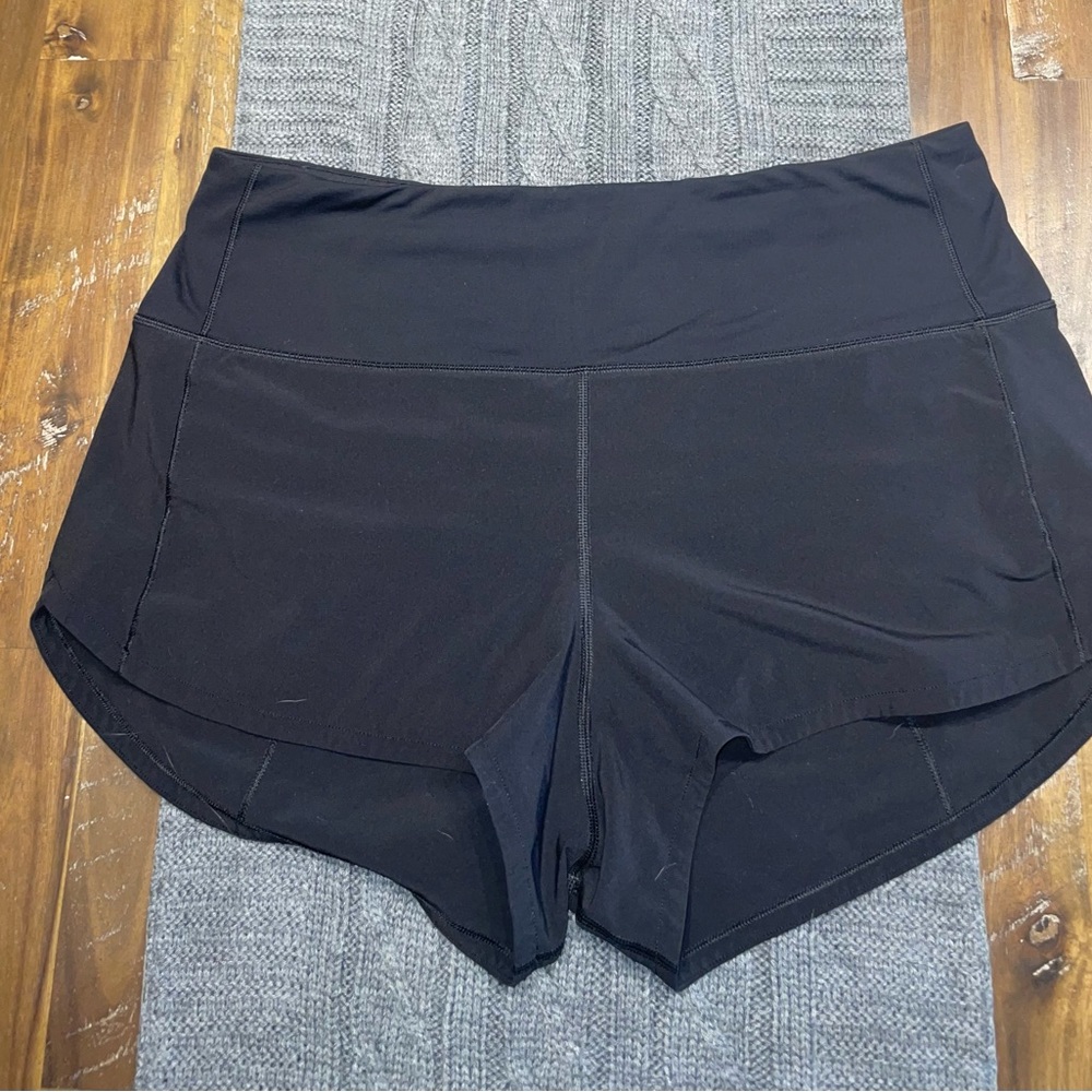 Lululemon high-rise speed up shorts